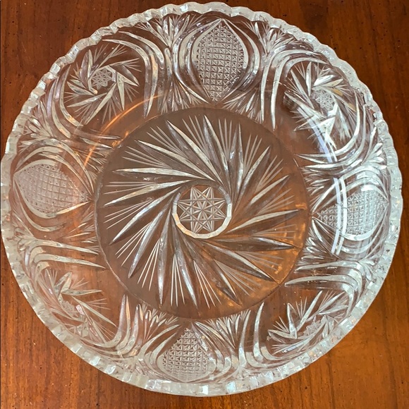 Vintage cut glass 9” diameter bowl. Beautiful ❣️ - Picture 2 of 4